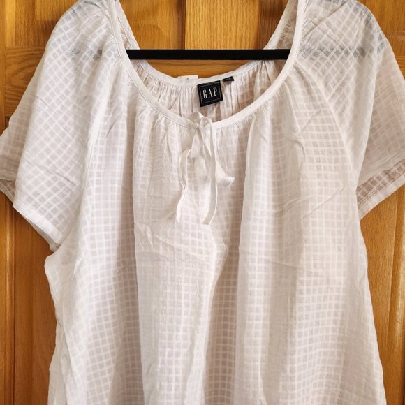 White Gap short sleeve top - Picture 1 of 4